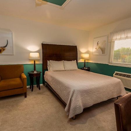Sweetgrass Inn Bed & Breakfast Rapid City Esterno foto