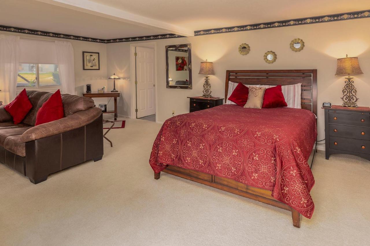 Sweetgrass Inn Bed & Breakfast Rapid City Esterno foto