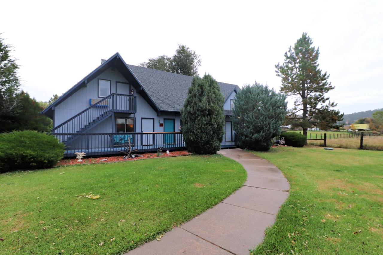 Sweetgrass Inn Bed & Breakfast Rapid City Esterno foto